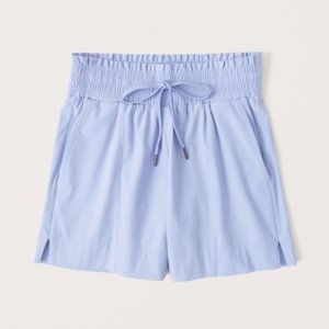 NWT A&F traveler shorts, blue, size S  (Abercrombie & Fitch)
